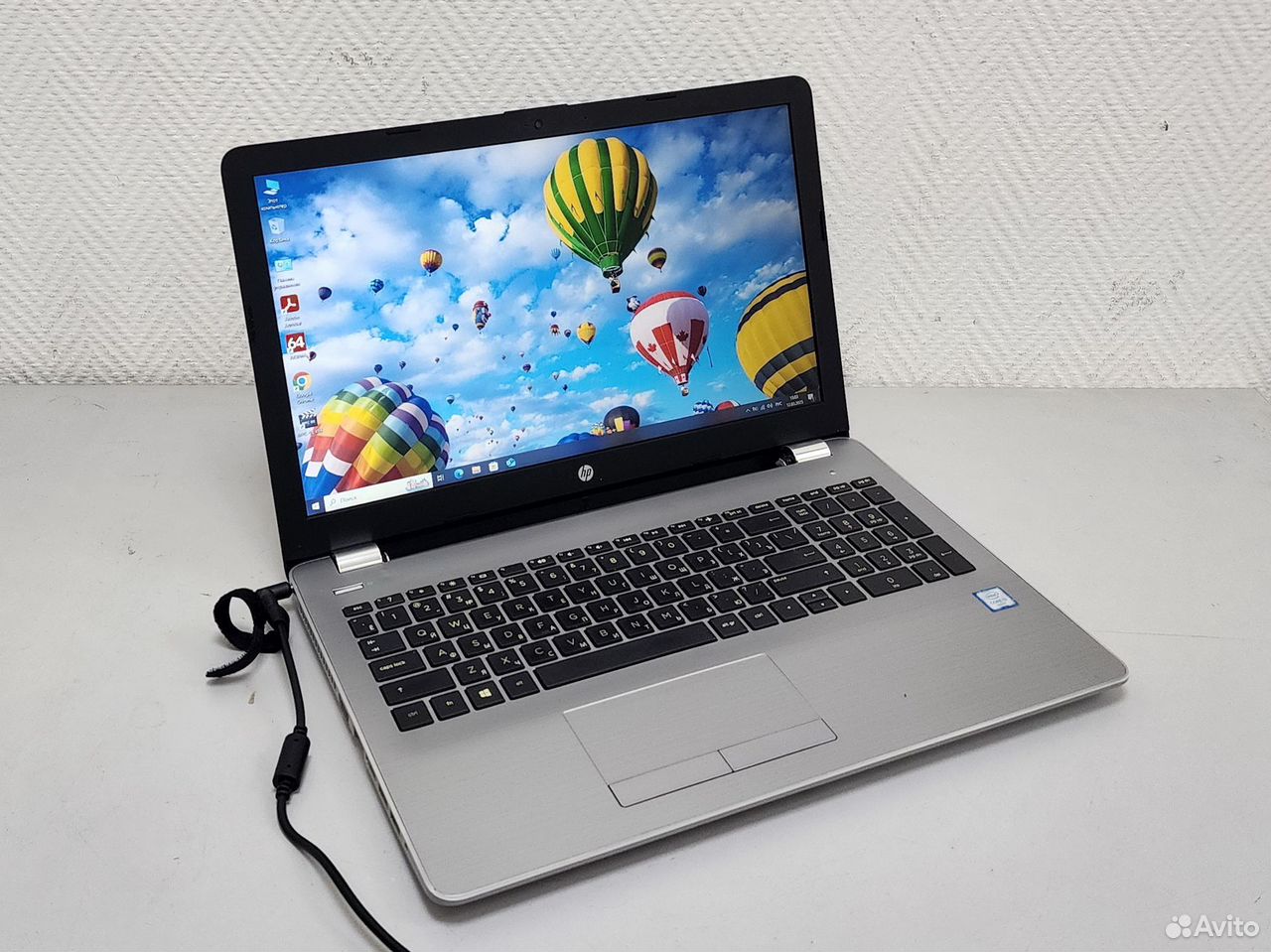 Ноутбук HP Intel i3-6006U/4Gb/SSD 120Gb/HD Graph
