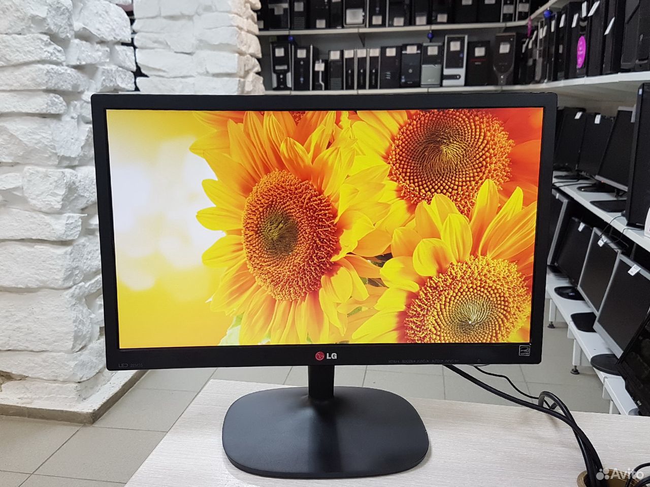 Монитор ЖК LED LG 22M35, экран 22" дюйма