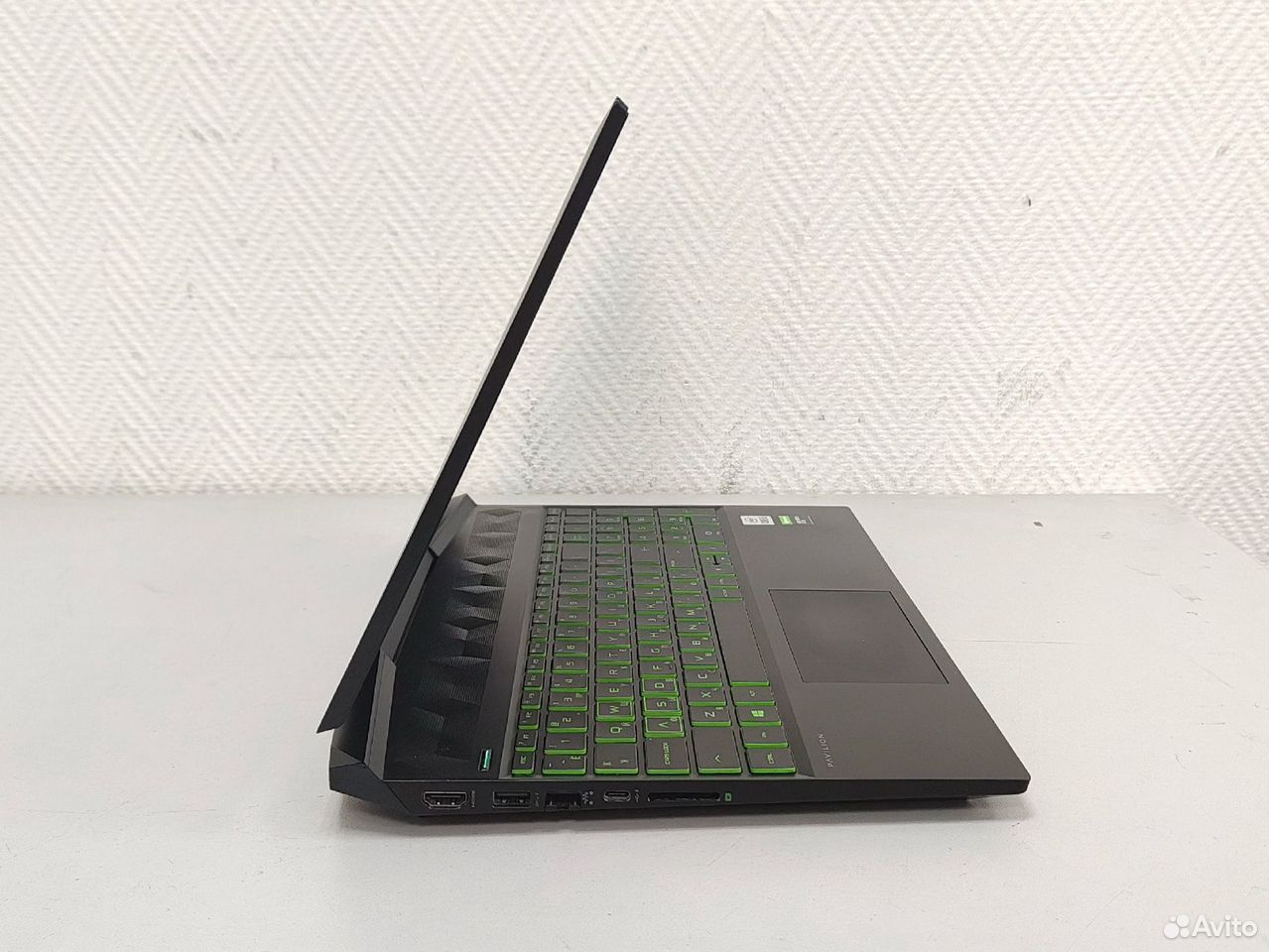 Игровой HP i5-10300H/8Gb/SSD 256Gb/GTX 1650Ti/15.6