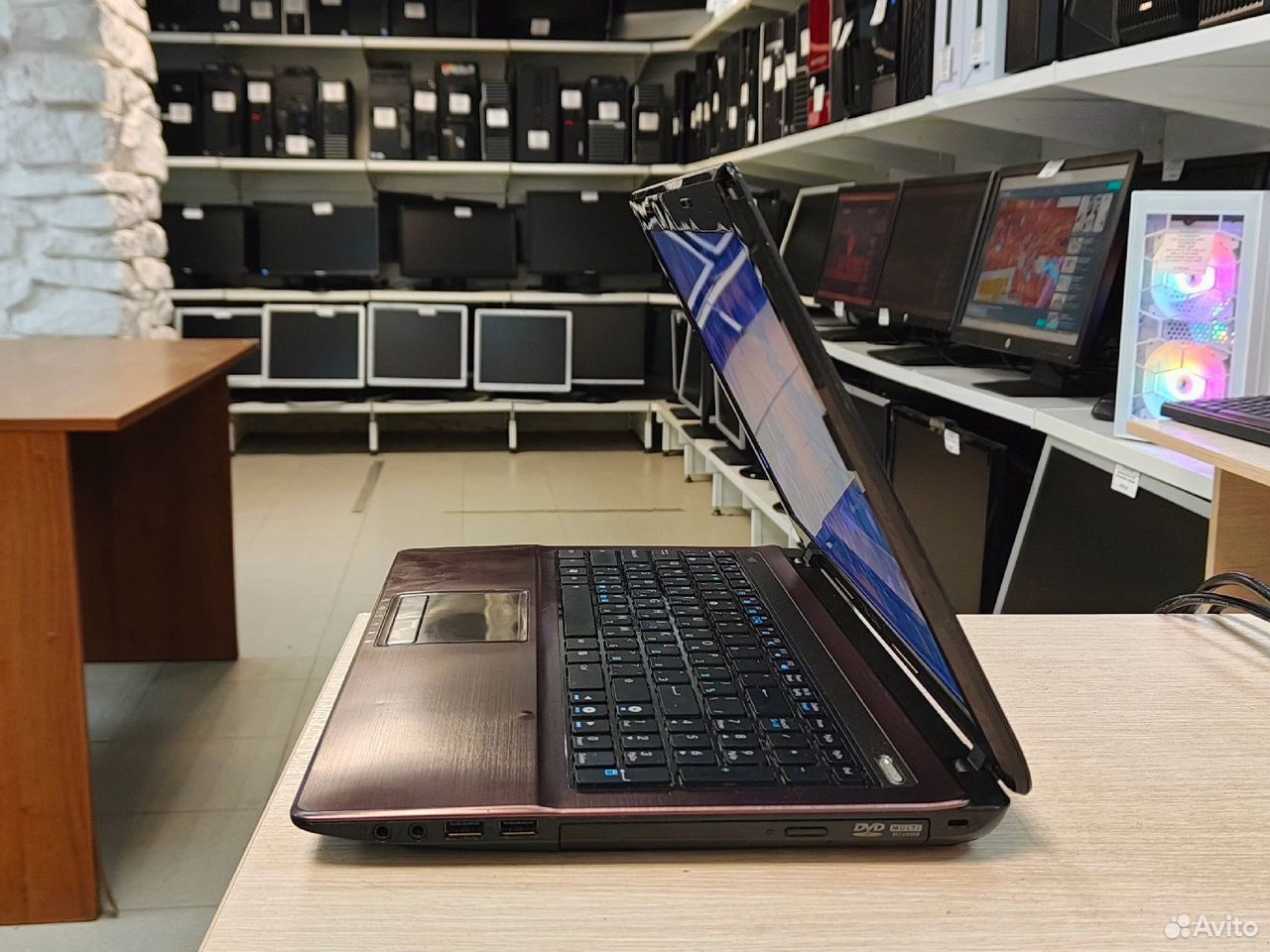 Ноутбук asus i5-2410M/4Gb/SSD 120Gb/GT 520M/15.6"